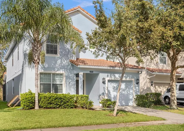 Light Yellow Home Lift Your Mood Near Disney 5Beds