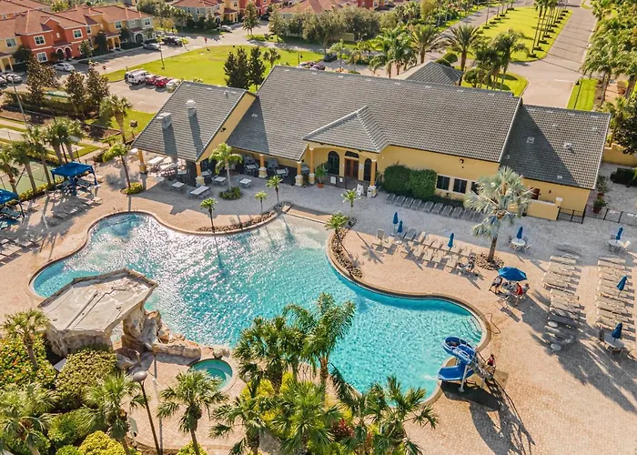 Light Yellow Home Lift Your Mood Near Disney 5Beds