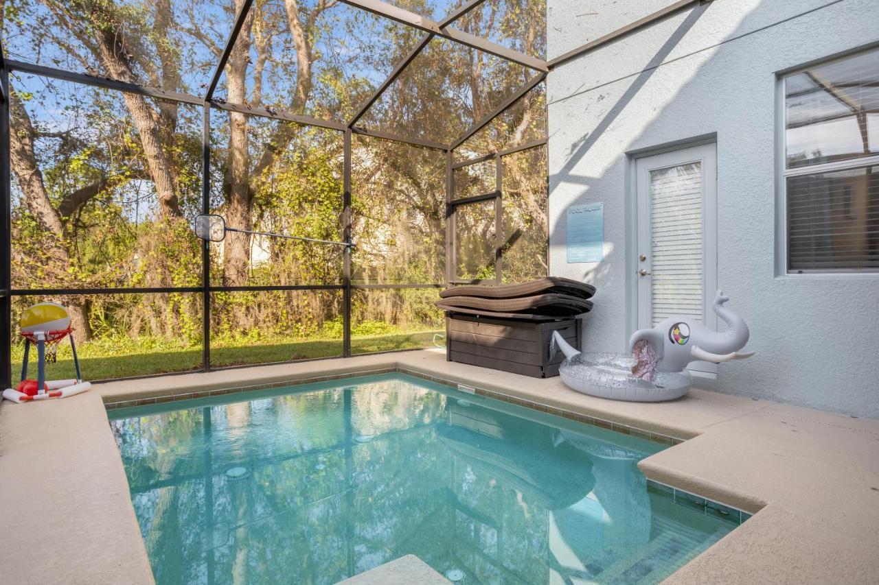 Light Yellow Lift Your Mood Near 5beds Kissimmee