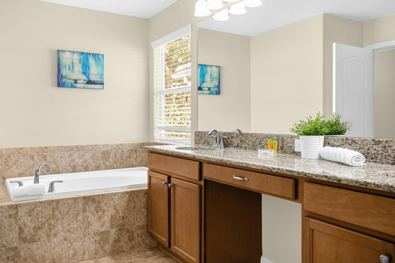 Light Yellow Lift Your Mood Near 5beds Villa