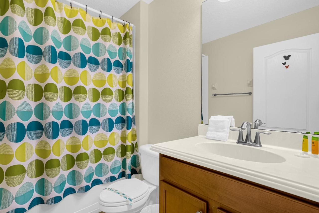 Light Yellow Lift Your Mood Near 5beds Villa